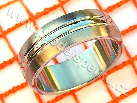 Ocelový prsten s proužkem