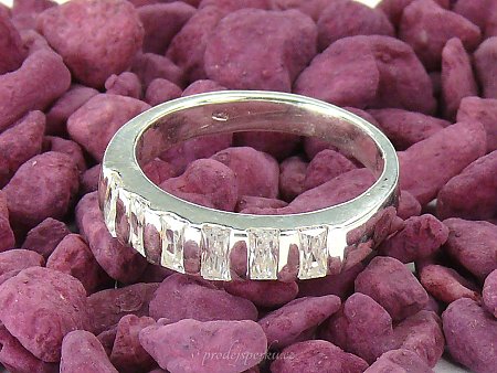 Prsten stříbro s obdélníkovými zirkony Ag 925/1000