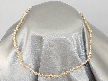 Perlový náhrdelník- krémové perly