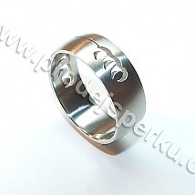 Ocelový prsten s dekorem