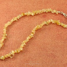 Zlatavý náhrdelník z citrínu kratší